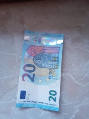 buy 20 euro bill